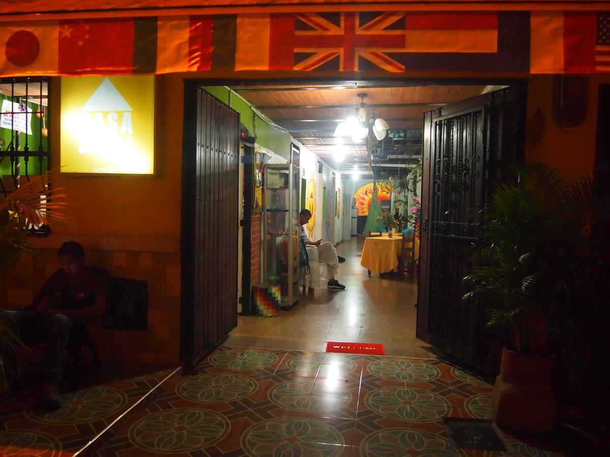 Hostal Casa Amarilla - Cali — Photos 3